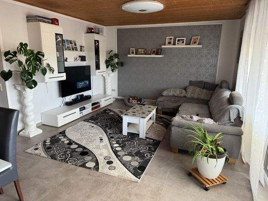 Wohn-/Esszimmer Wohnhaus