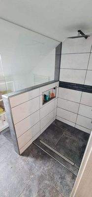 W2 Bad Wohnung DG Bild 1.jpg