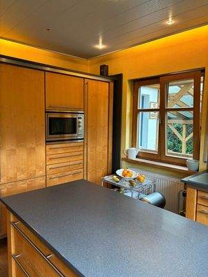 Massive Schreinerküche