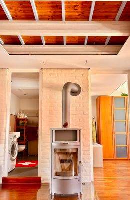 Zugang zum Bad (links) und Ankleidezimmer