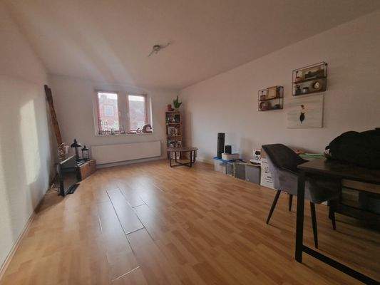 Bahnhofstr.50 DG rechts WZ