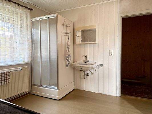 Gästezimmer mit Dusche 2. OG