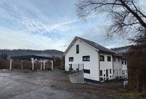 1. Bauabschnitt 3 Reihenhäuser mit Car-Port