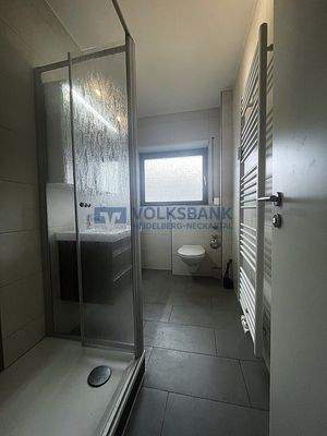 Tageslichtbad mit Dusche