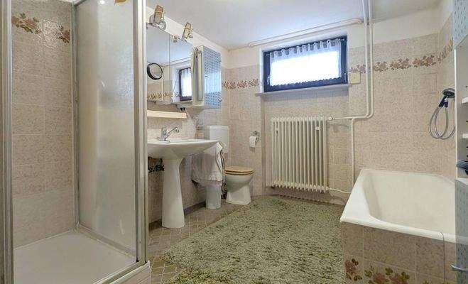 Badezimmer Untergeschoss