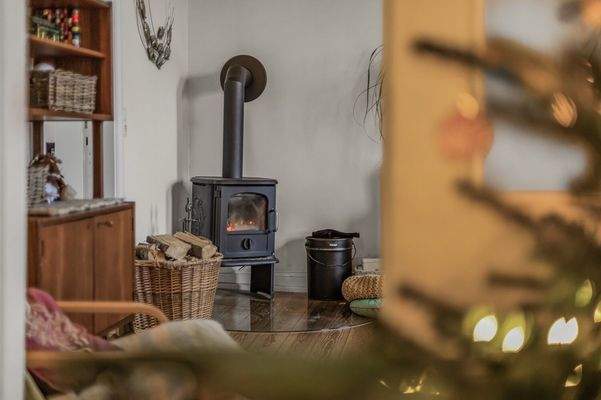 Blick von der Diele ins Wohnzimmer