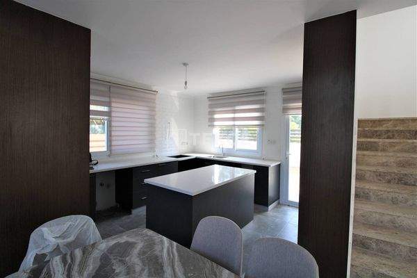 Triplex Villas with Optional Pool Close to the Sea in Girne