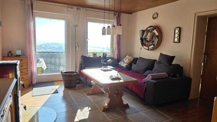 Wohnzimmer mit Schwedenofen 1. OG linke Haushälfte