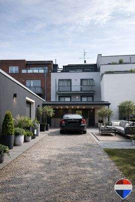 Rückansicht  - KI Generiert