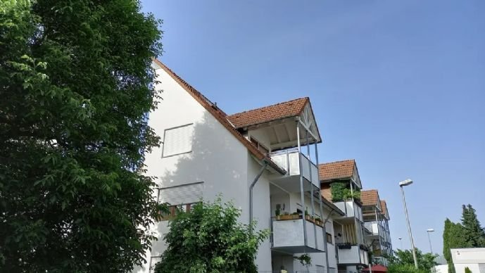 Stilvolle 4,5-Zimmer-Maisonette-Wohnung mit Balkon und Einbauküche in Freiberg am Neckar