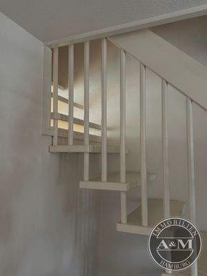 Treppenaufgang zum Spitzboden