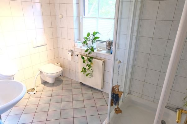 Duschbad EG