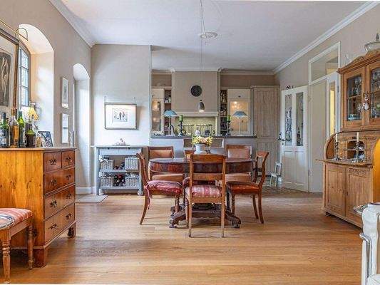 Essbereich und offene Küche.jpg