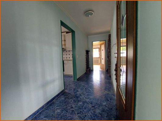 EG - L-förmiger Flur