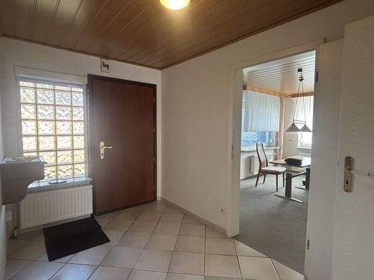 Erdgeschoss Flur und Haupteingang