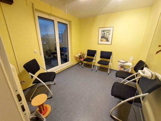 Wartezimmer.jpg
