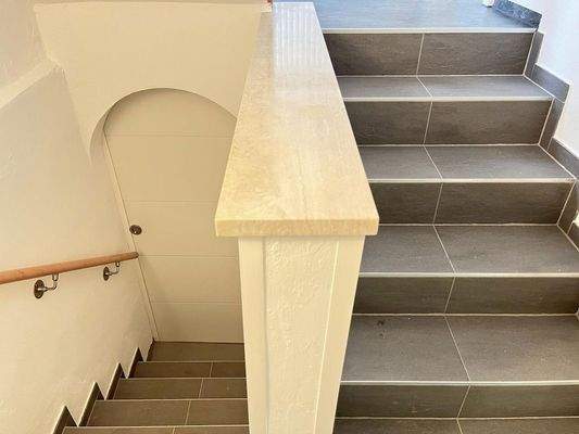 Sanierter Kellerabgang