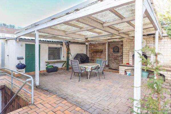 Überdachte Terrasse