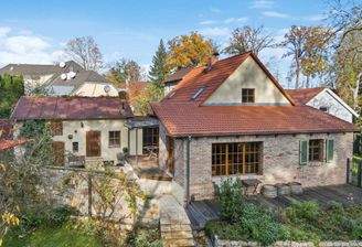 Haus von der Gartenseite