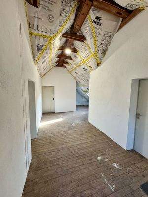 Spitzboden über Treppenhaus