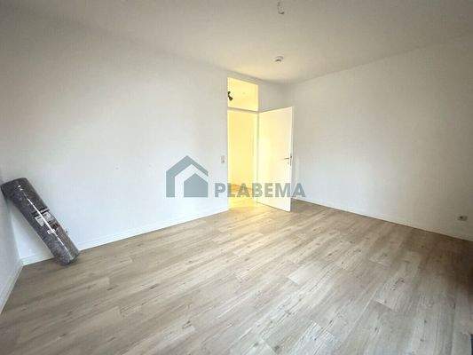 182.04-Schlafzimmer Ansicht 1