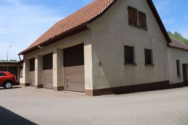 Garage oder Stellplatz möglich.jpg