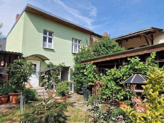 2-Häuser-Loburg-06-Nebengelass-Garage-01_1008x756.