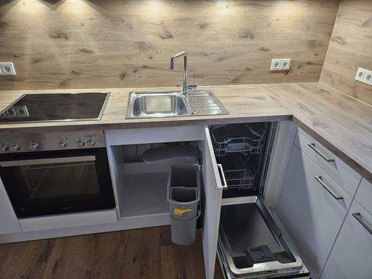 Inklusive Spülmaschine