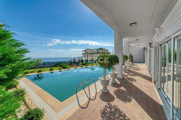 Stunning City and Sea View Villa in Alanya Turkey