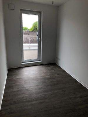 Arbeitszimmer (5).JPG