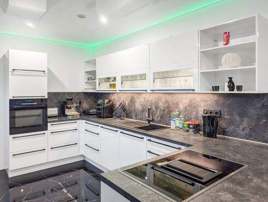 Haus 1 Küche - Werz Immobilien