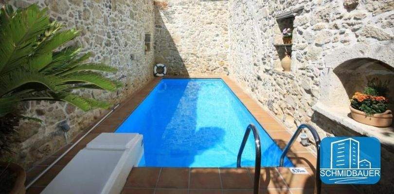 Kreta, Sivas: Traditionelles Steinhaus mit Swimmingpool