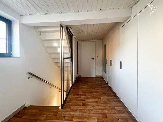 Treppenaufgang / Flur