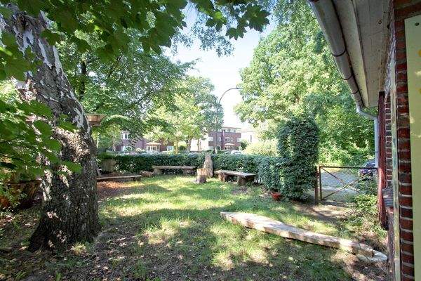 Rechter Teil des Grundstücks