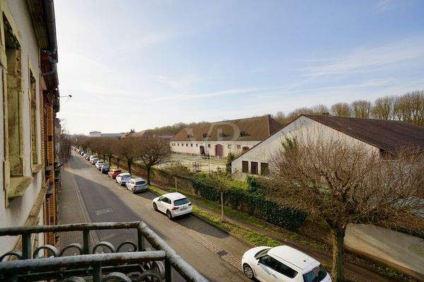 Blick vom Balkon auf das Landgestüt