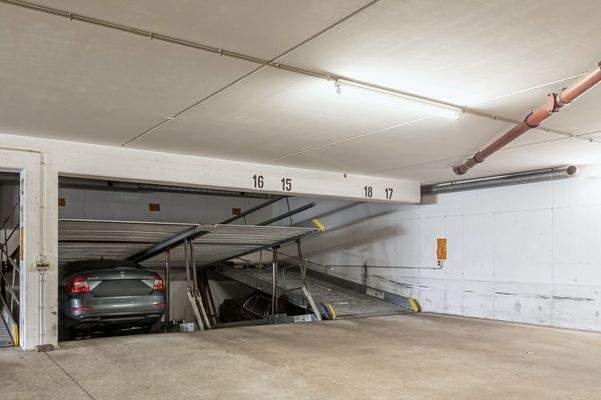 Duplex-Parker in der Tiefgarage
