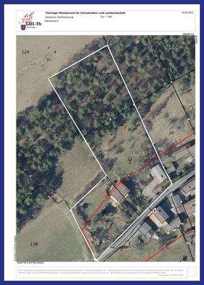 gesamtes Grundstück