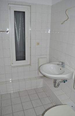 Goethestraße 3_2.OG rechts 8.JPG