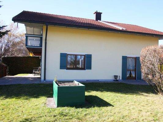 Seitliche Hausansicht