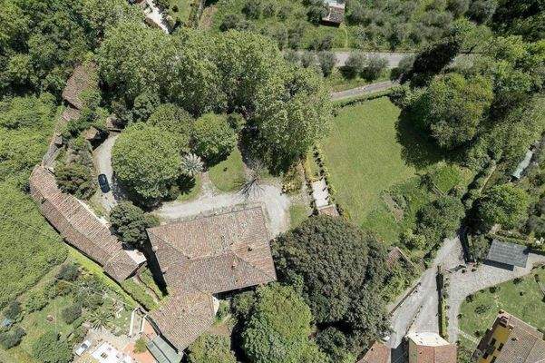 24_Herrschaftliche VillaToskana.jpg