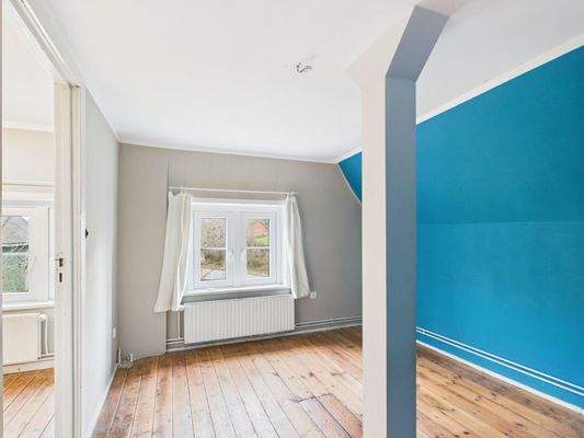 Kossau - Lütt Immobilien  - Zimmer DG 