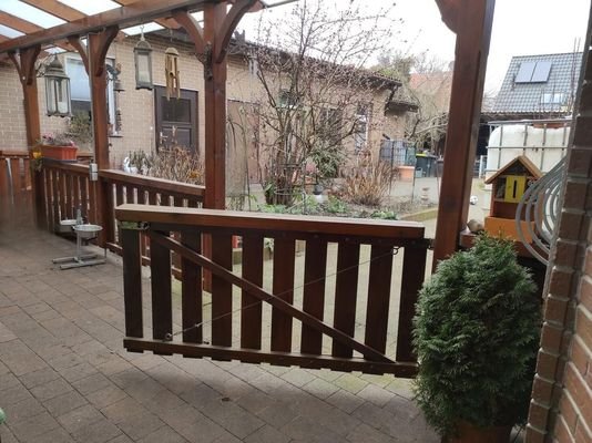 Terrasse für Haus Nr. 2 mit Zugang zum Hof