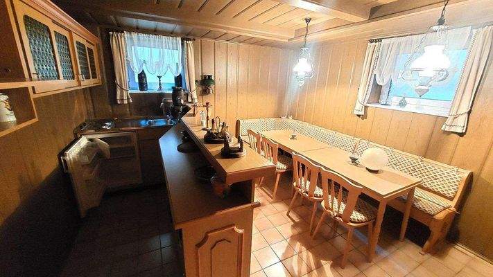 Keller Bar-Partyraum.jpg