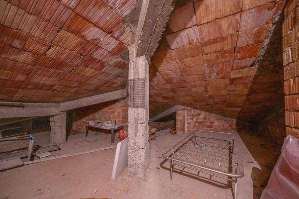 Tecnocasa Garda 0392.jpg