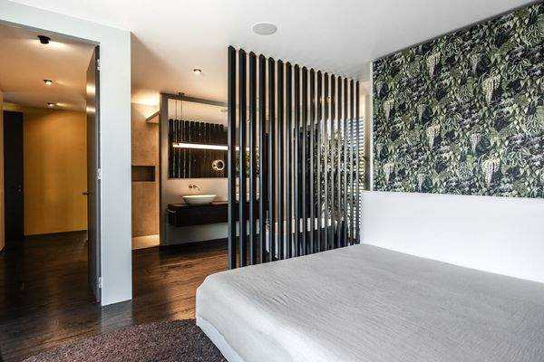 Masterschlafzimmer mit En-suite-Bad