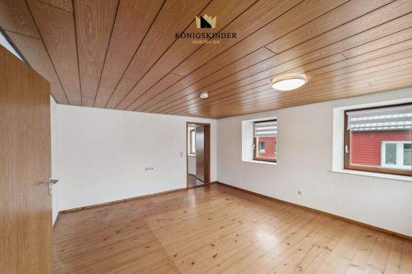 Solide Fensterlösung vereint natürliche Optik und technische Funktionalität