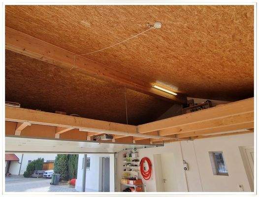 Bühne mit reichlich Stauraum