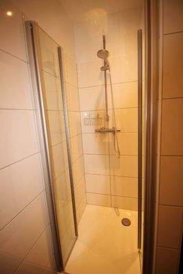 Dusche.jpg