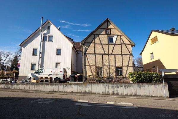 Seitenansicht beider Gebäuder