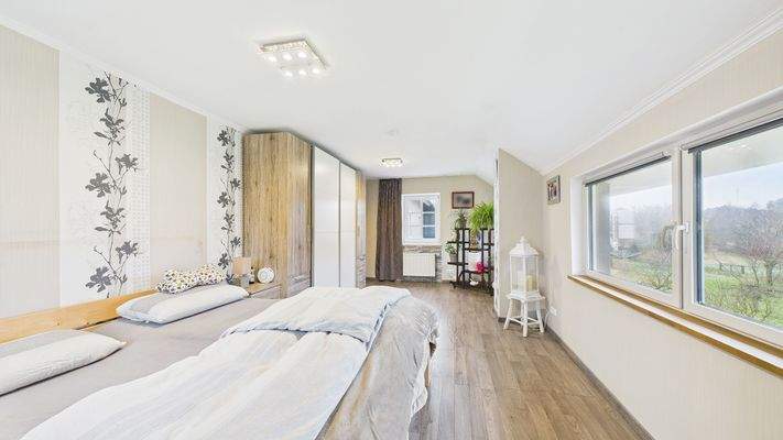 1. Wohneinheit Obergeschoss - Elternschlafzimmer